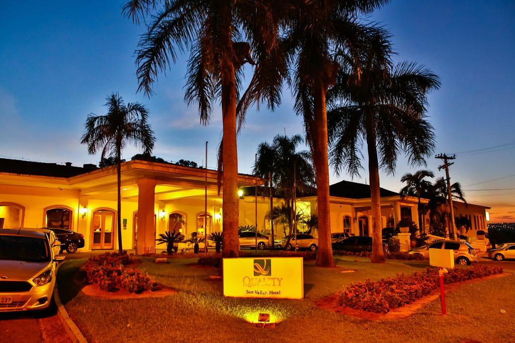 Quality Hotel&Convention Center Marília Exterior foto